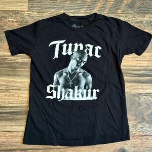Cross Colours Tupac Shakur black graphic short sleeve boys top size large